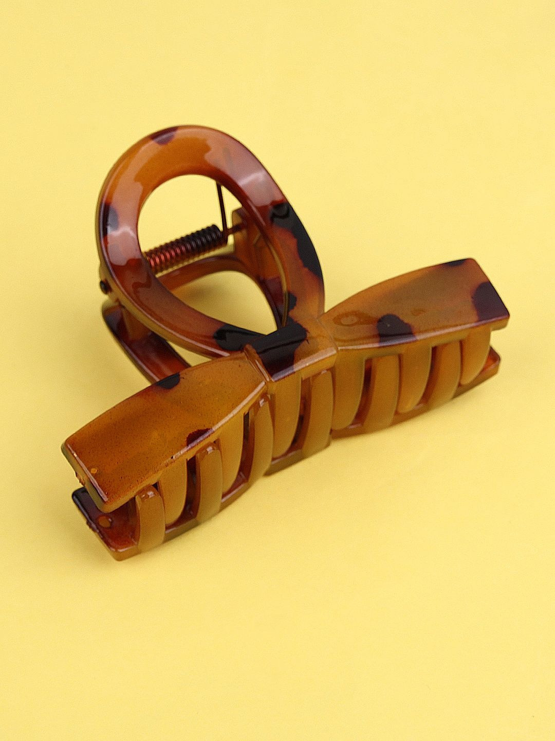 LIMEROAD Women Claw Clip