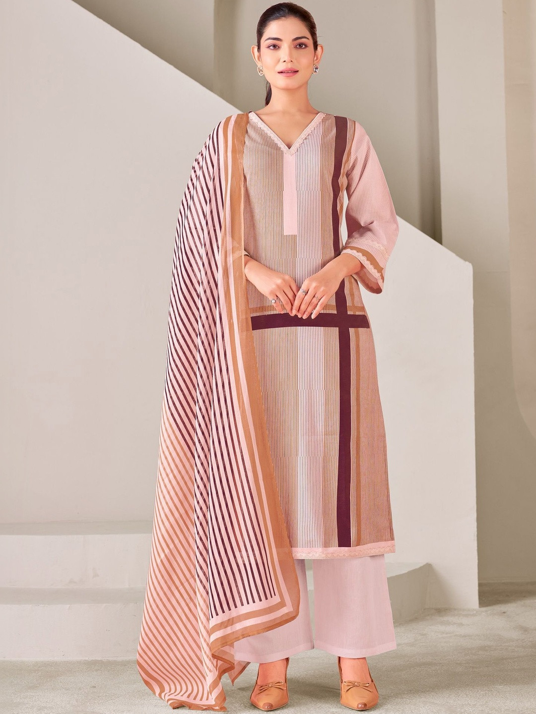 IOLY Women Printed Regular Pure Cotton Kurta with Palazzos & With Dupatta