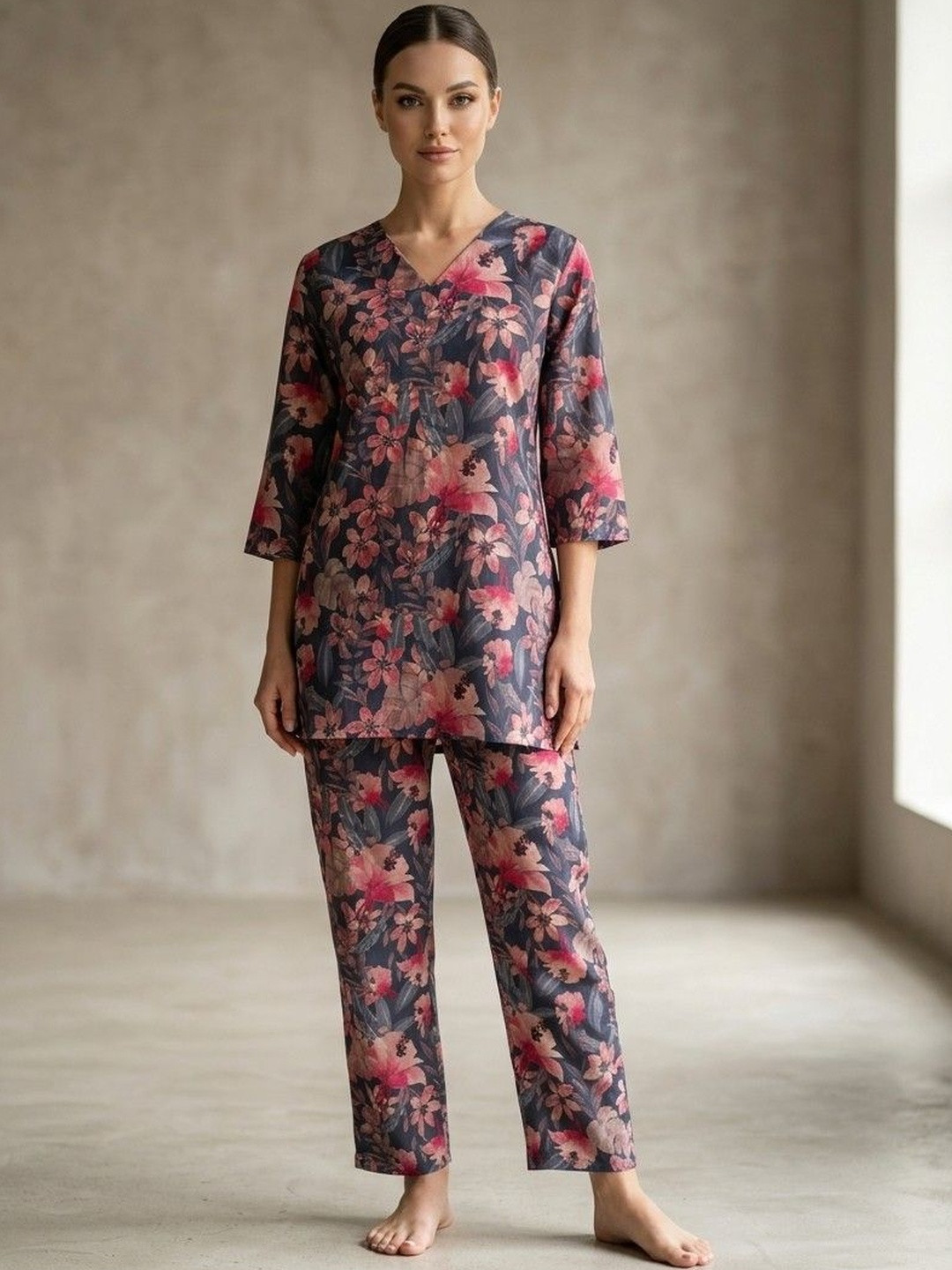 SOURAGYA Romantic Florals Printed Tunic with Trousers
