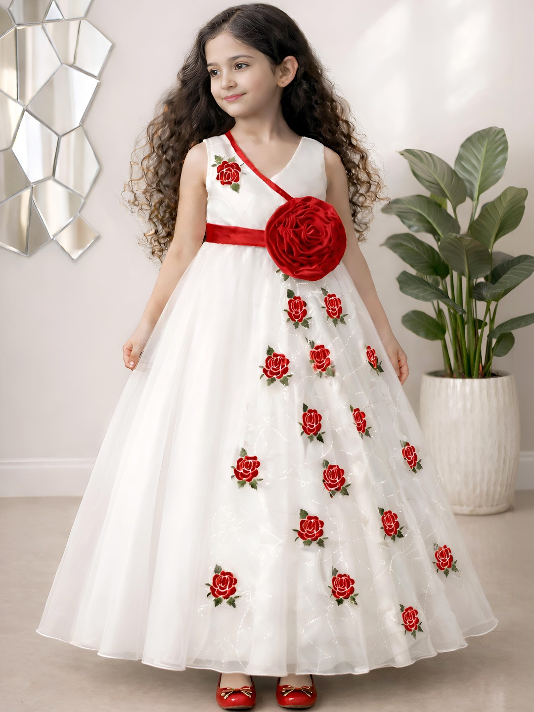 KAARIGARI Net Maxi Dress
