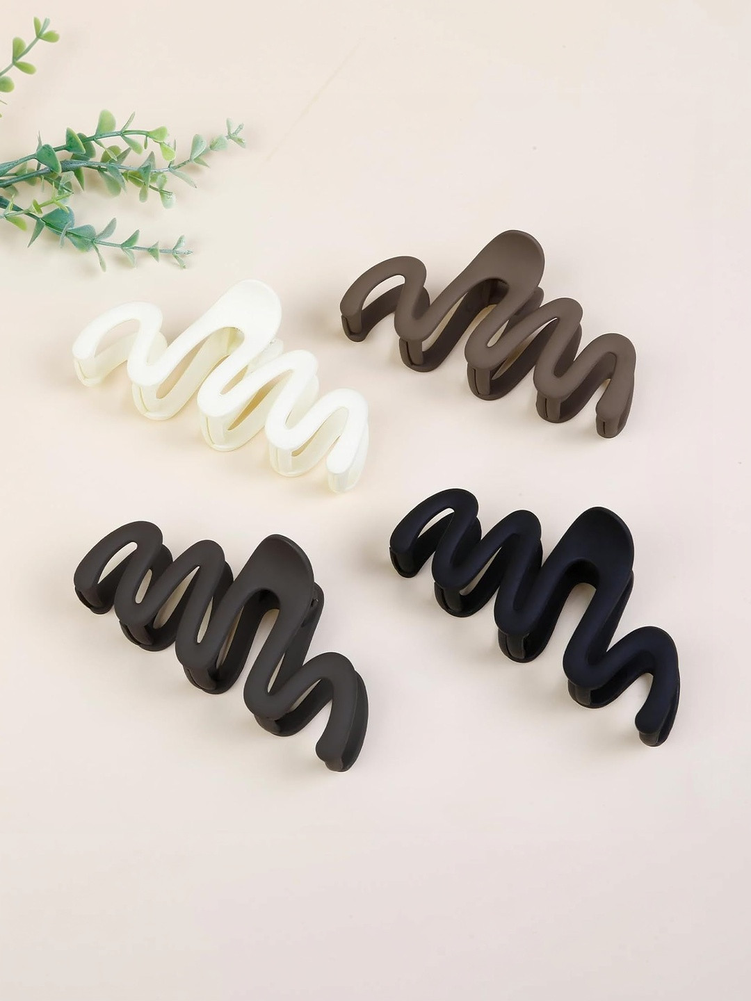 SZN Women Set of 4 Claw Clip