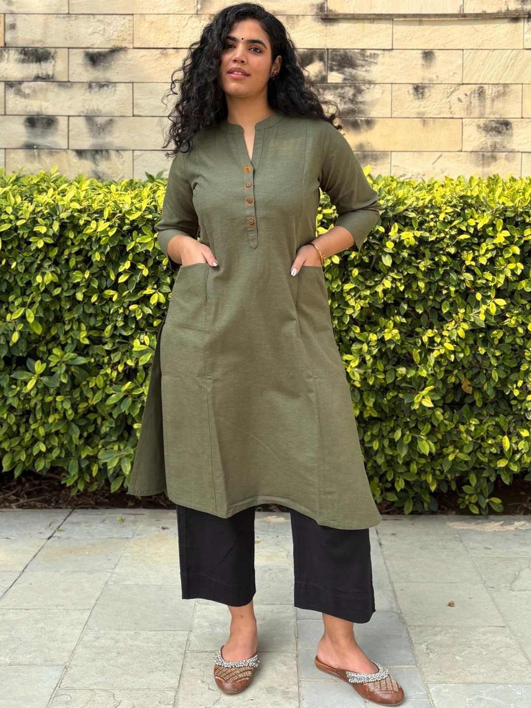Minimul Linen Patch Pocket Kurta