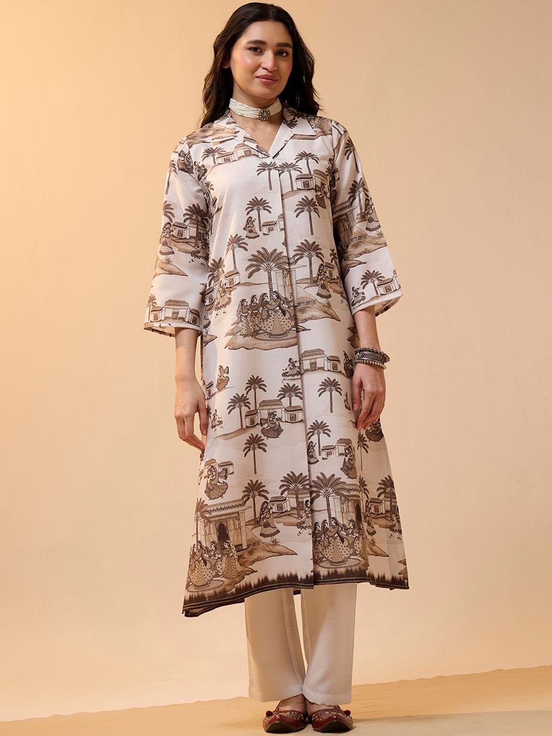 Ekana Women Ethnic Motifs Printed Regular Kurta with Trousers