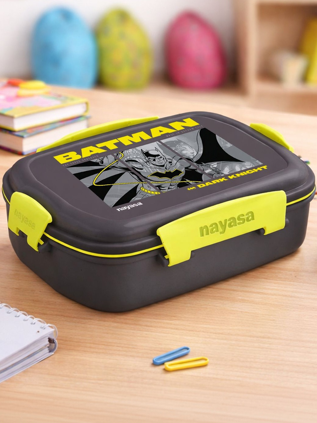Nayasa Single On The Go Dlx Black Batman Print Plastic Leakproof Lunch Box Clip Lock 650ml