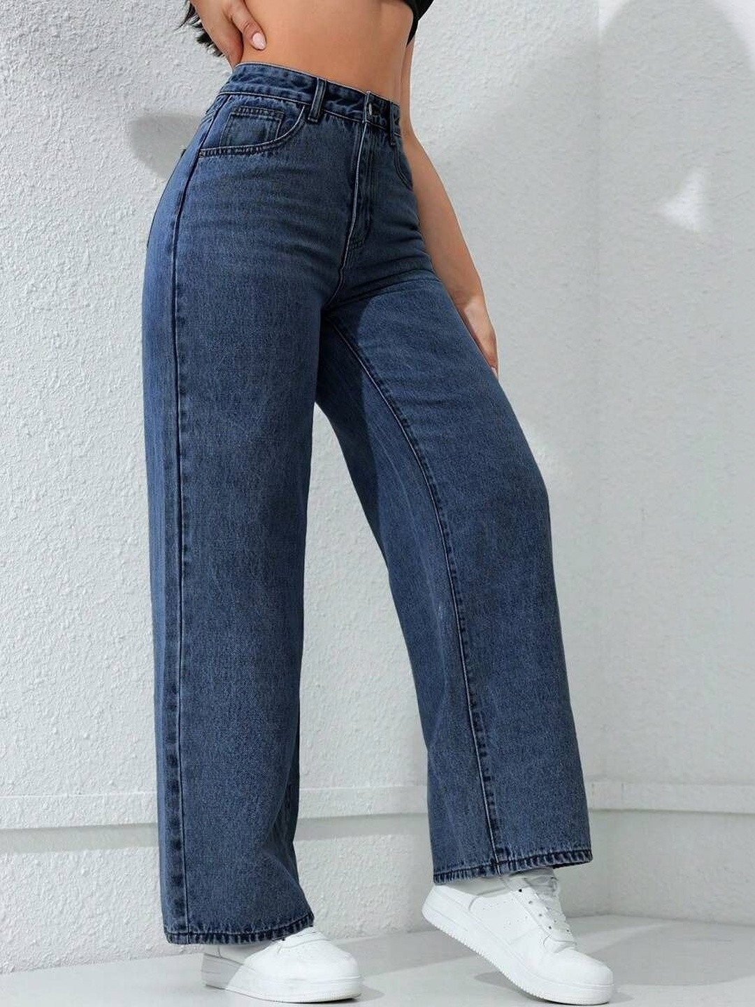 Mast & Harbour Women Loose Regular Fit Mid-Rise Jeans