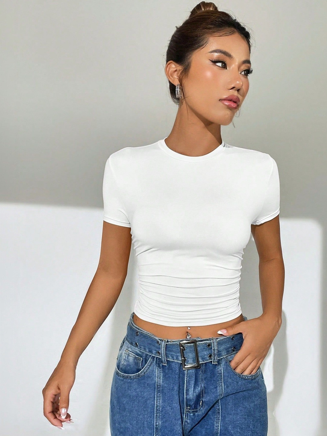 CREZYVEZY Ribbed Solid Strechy Round Neck Top