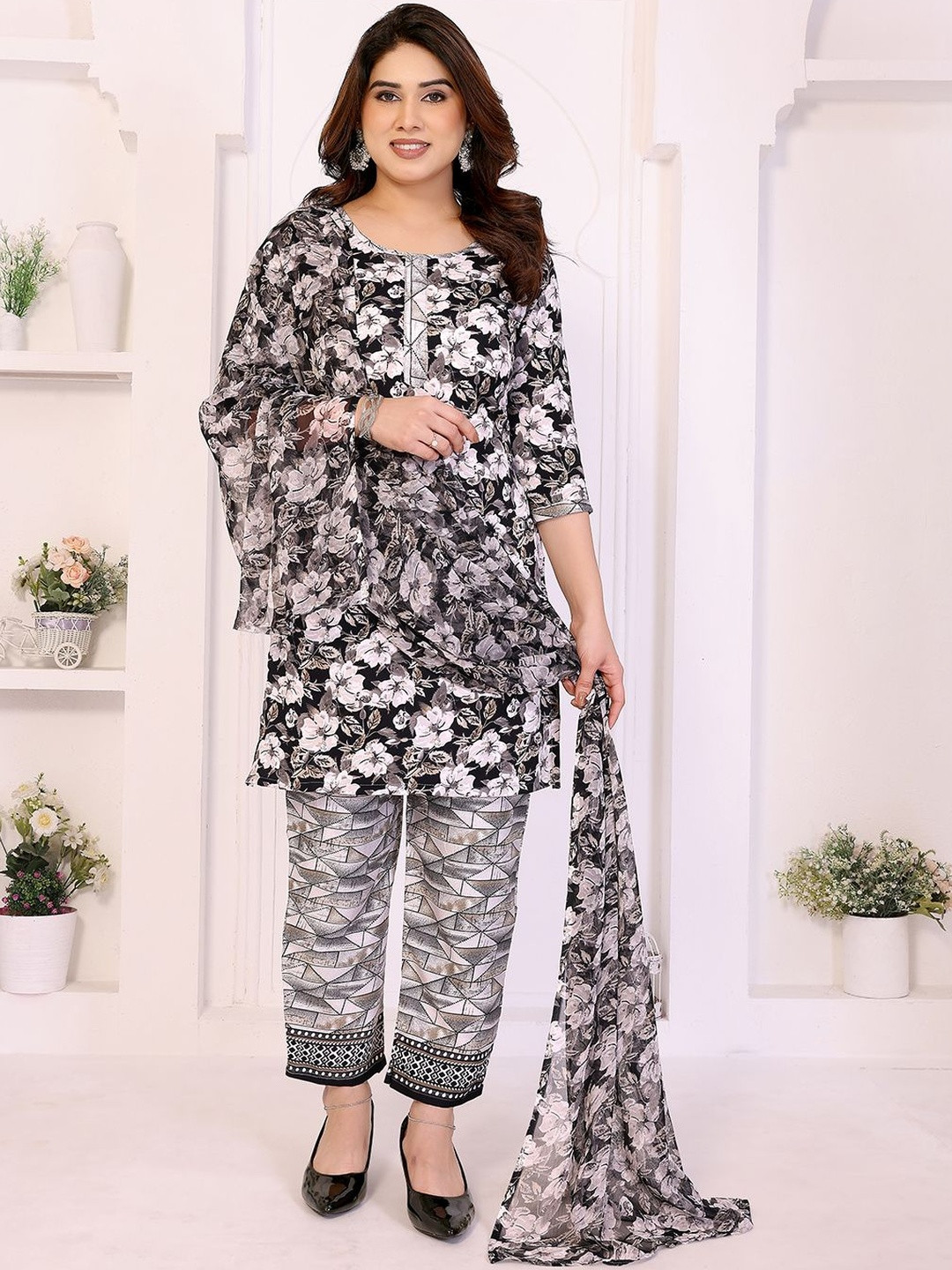 ANAND SAREES Floral Printed Unstitched Dress Material