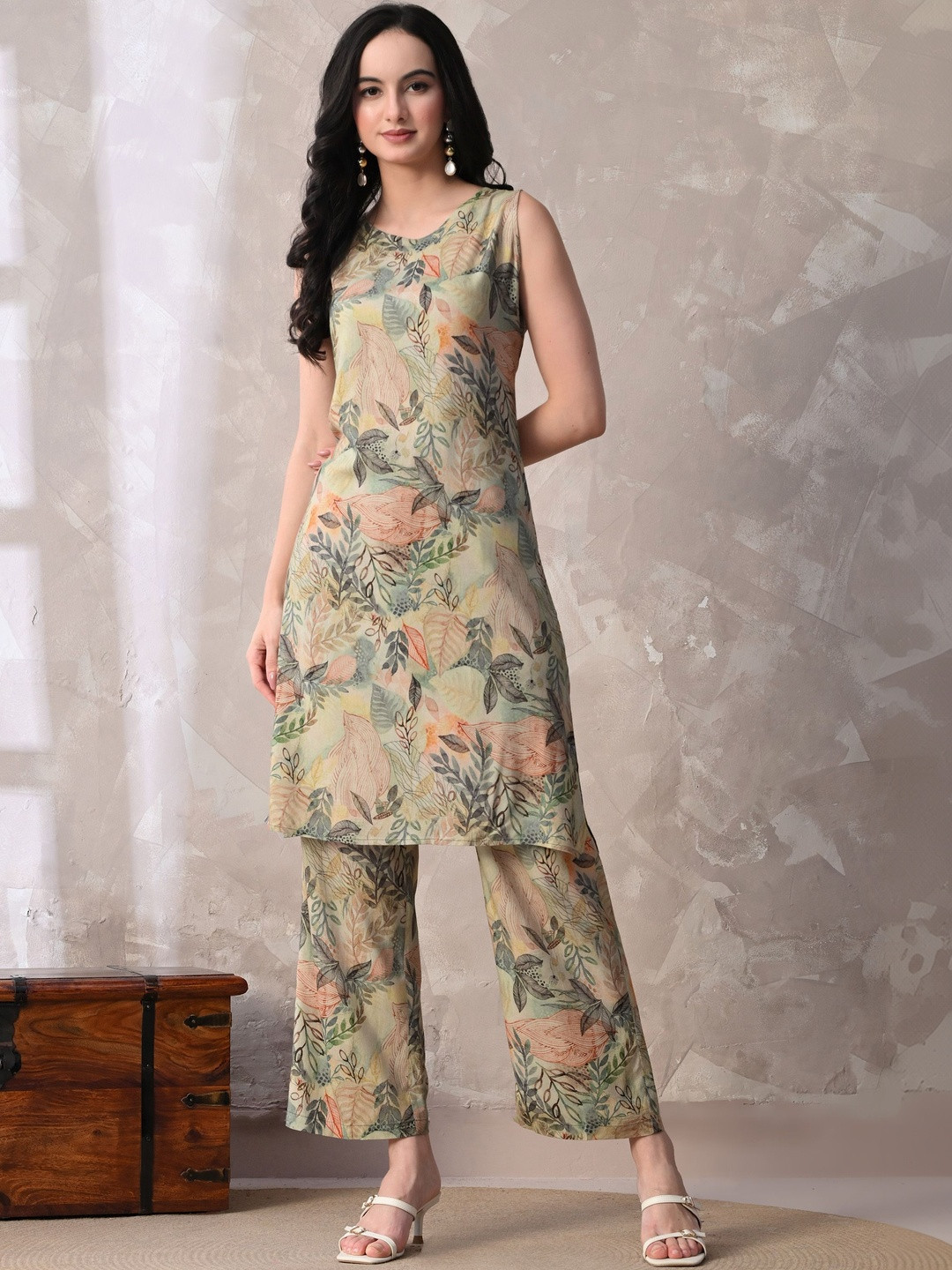 KIZA Floral Printed Tunic with Trousers
