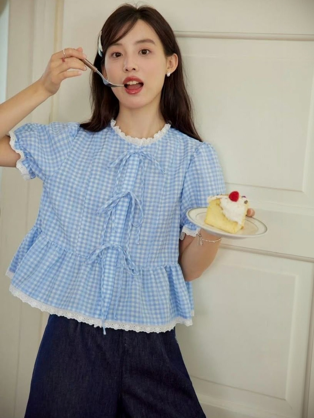 Quintessentials Checked Puff Sleeve Tie-Ups Cotton Peplum Top