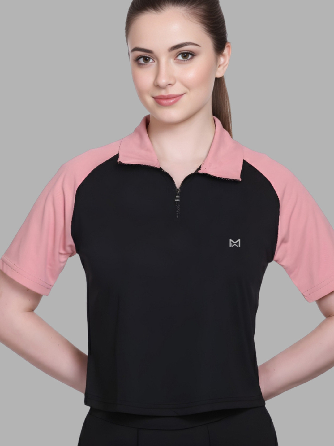 White Moon Women Colourblocked Polo Collar T-shirt