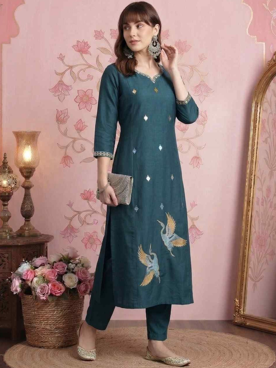 BALAJI ETHNIC STUDIO Women Floral Embroidered Panelled Thread Work Pure Cotton Kurta with Trousers