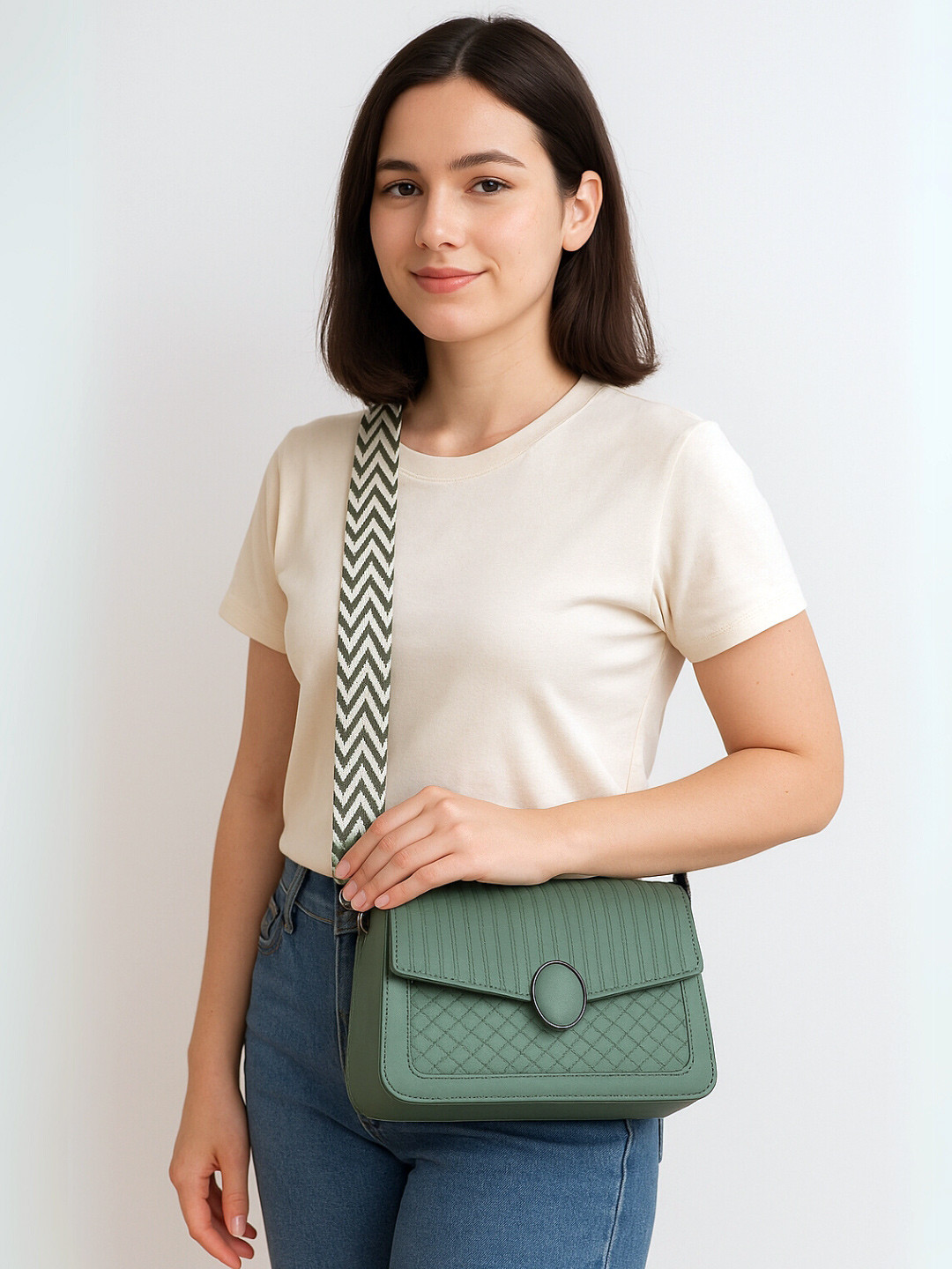 ITALISH Women Textured Structured Leather Sling Bag