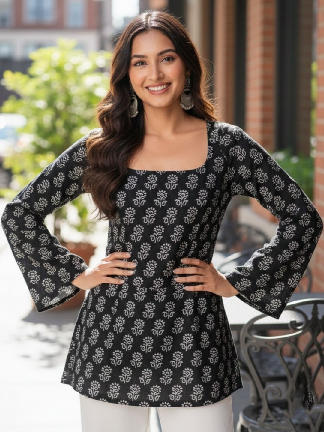 GENZILOOKS Print Bell Sleeve Ethnic Top