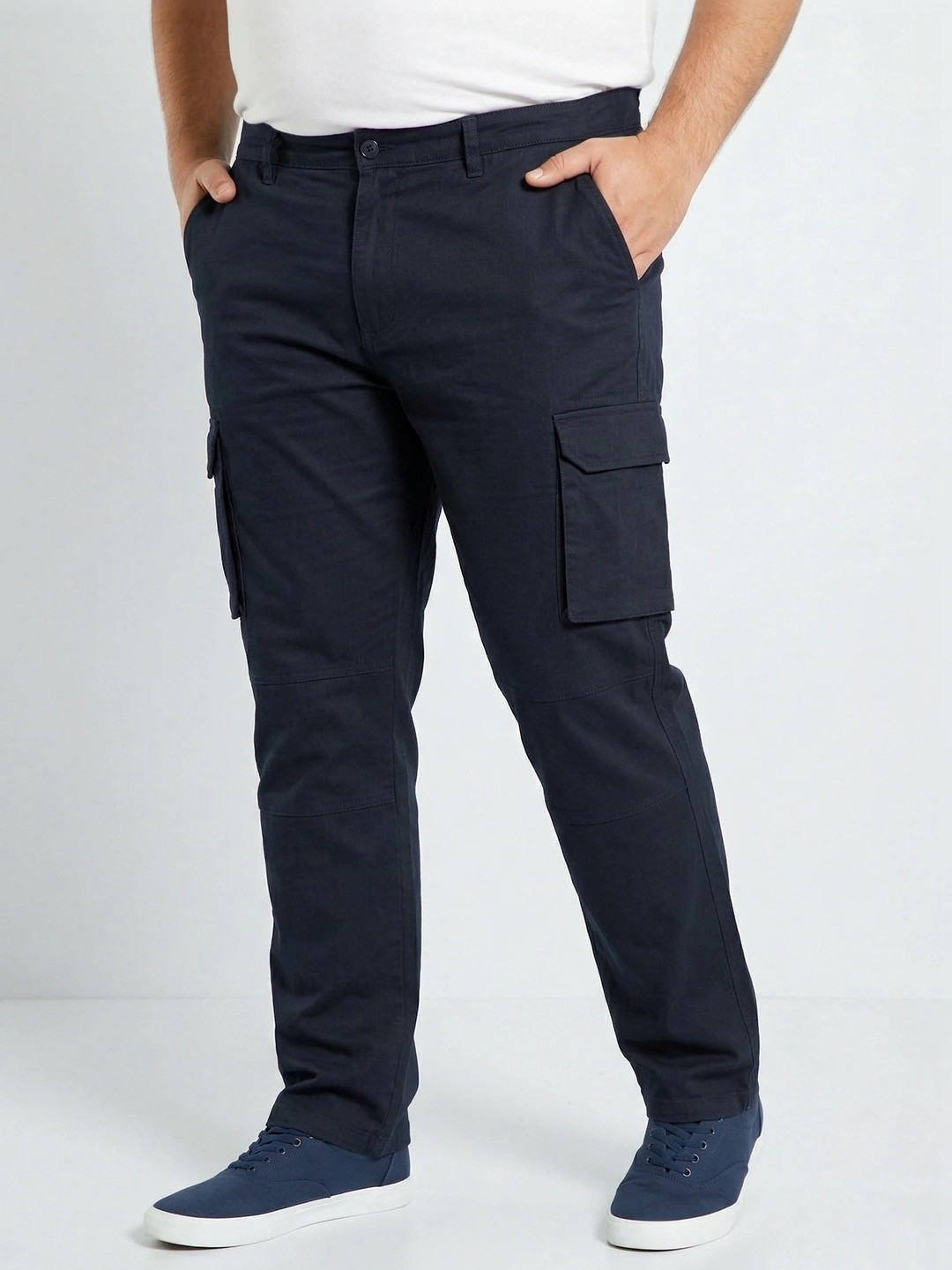Sztori Men Straight Leg Flat-Front Plus Size Cargos Trousers