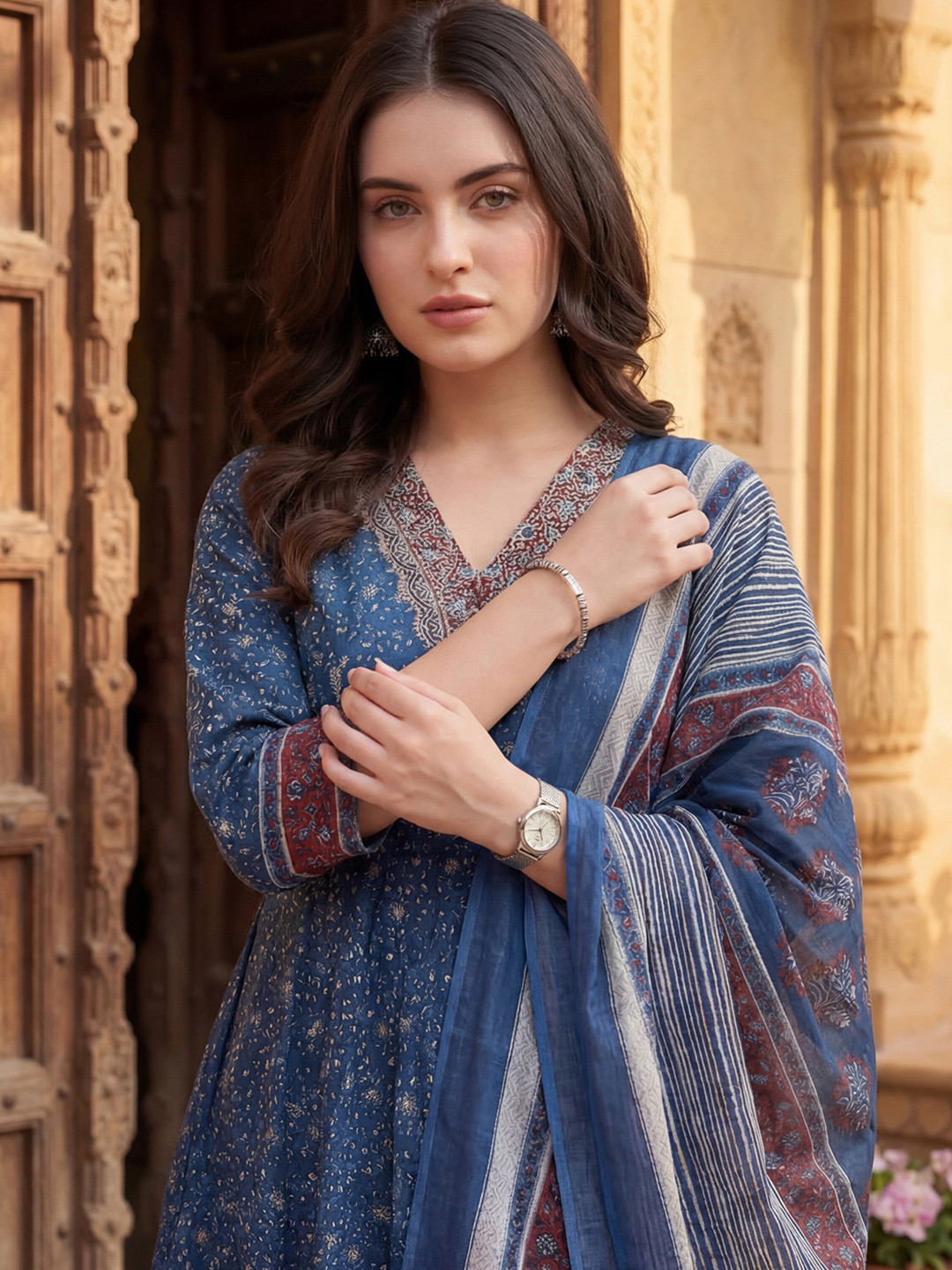 Indo Era Women Floral Printed Regular Pure Cotton Kurta with Trousers & With Dupatta