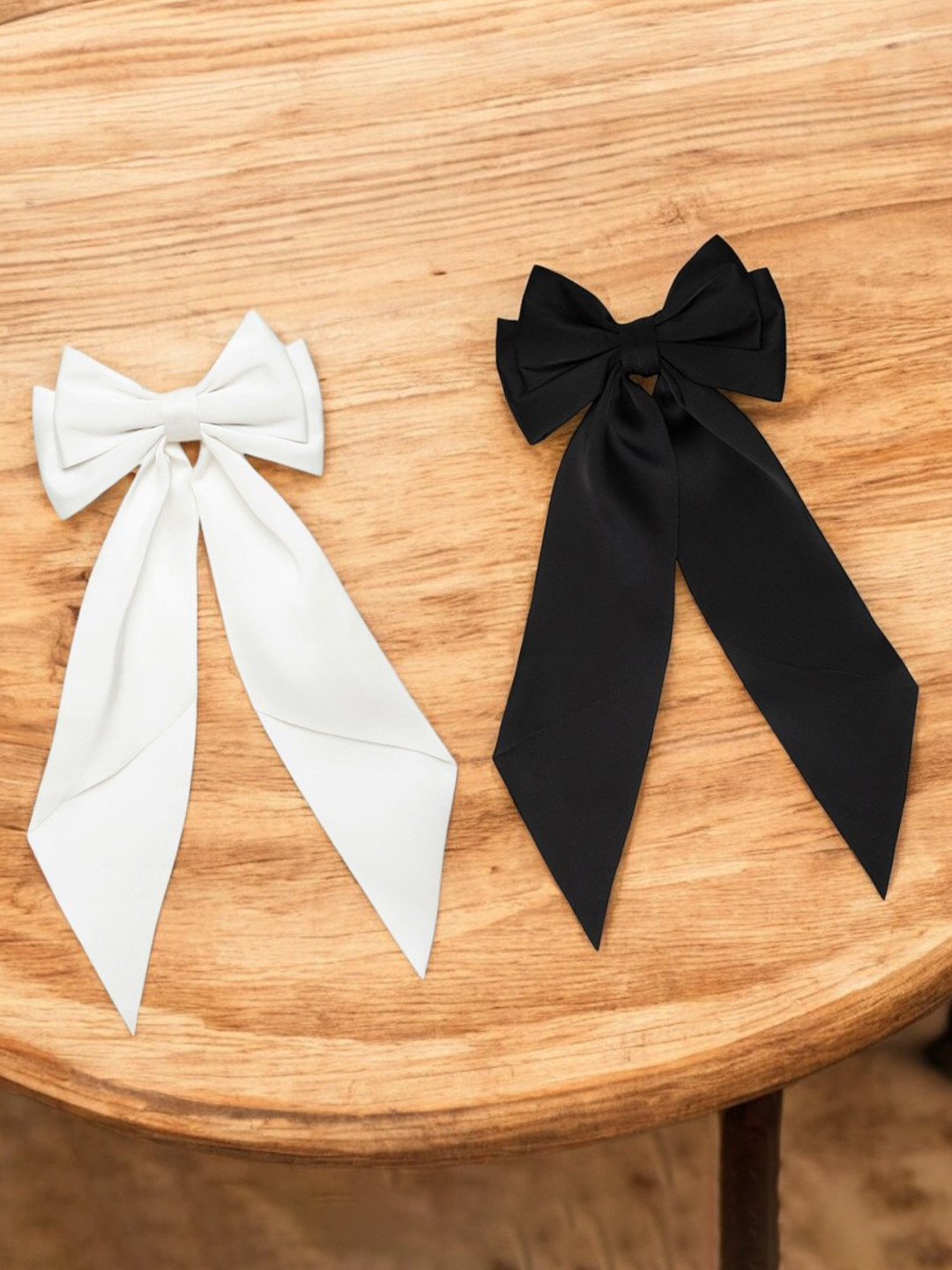 Radhu & Kabby Women Set of 2 Bow Alligator Hair Clip