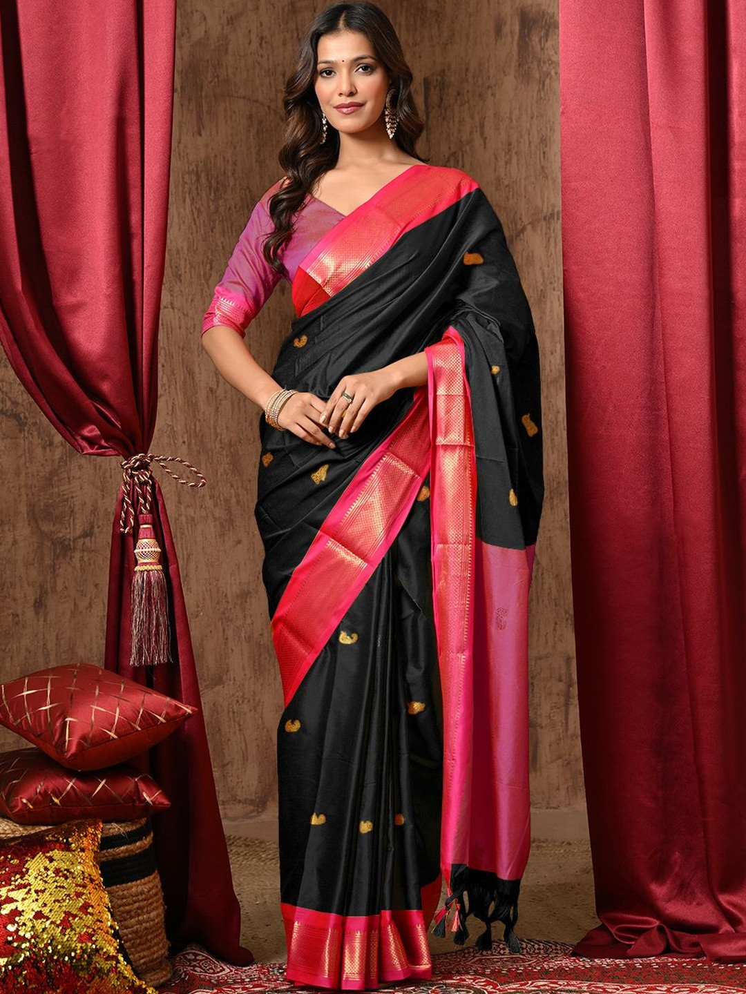 UMANTA Zari Silk Cotton Paithani Saree