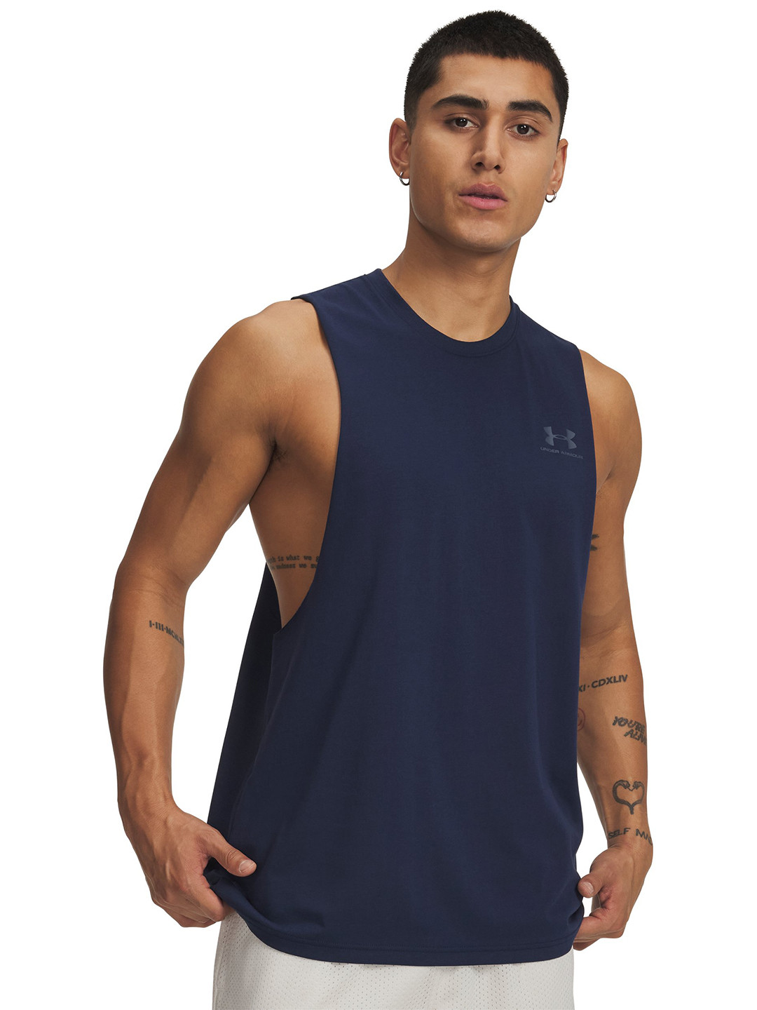UNDER ARMOUR Men T-shirt