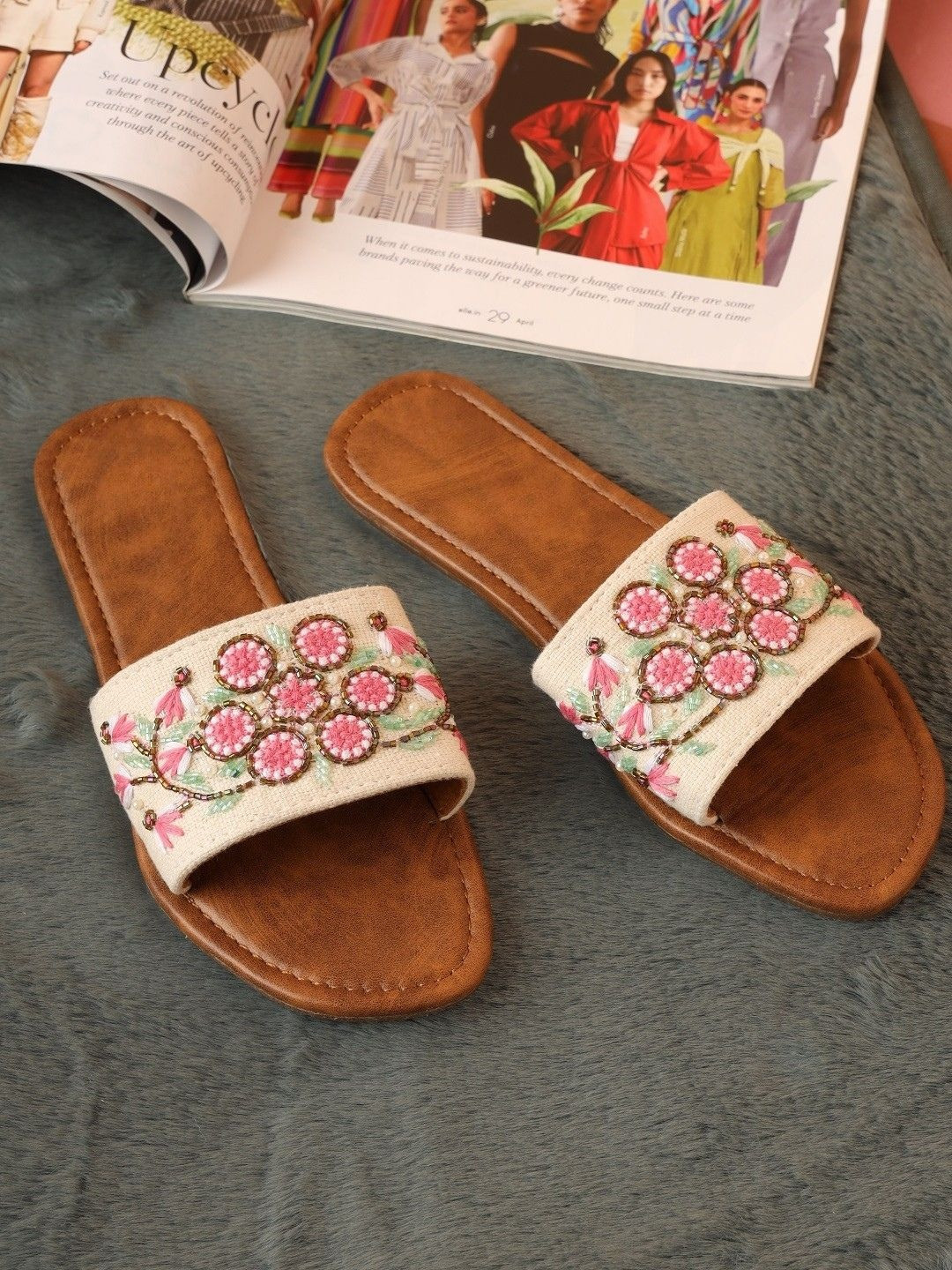 KALINI Women Embellished Mojaris Flats