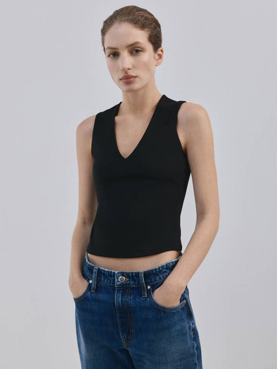Mango V-Neck Crop Top