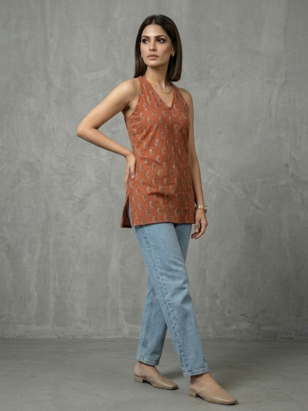 Navibhu Smart Women Floral Printed Kurta