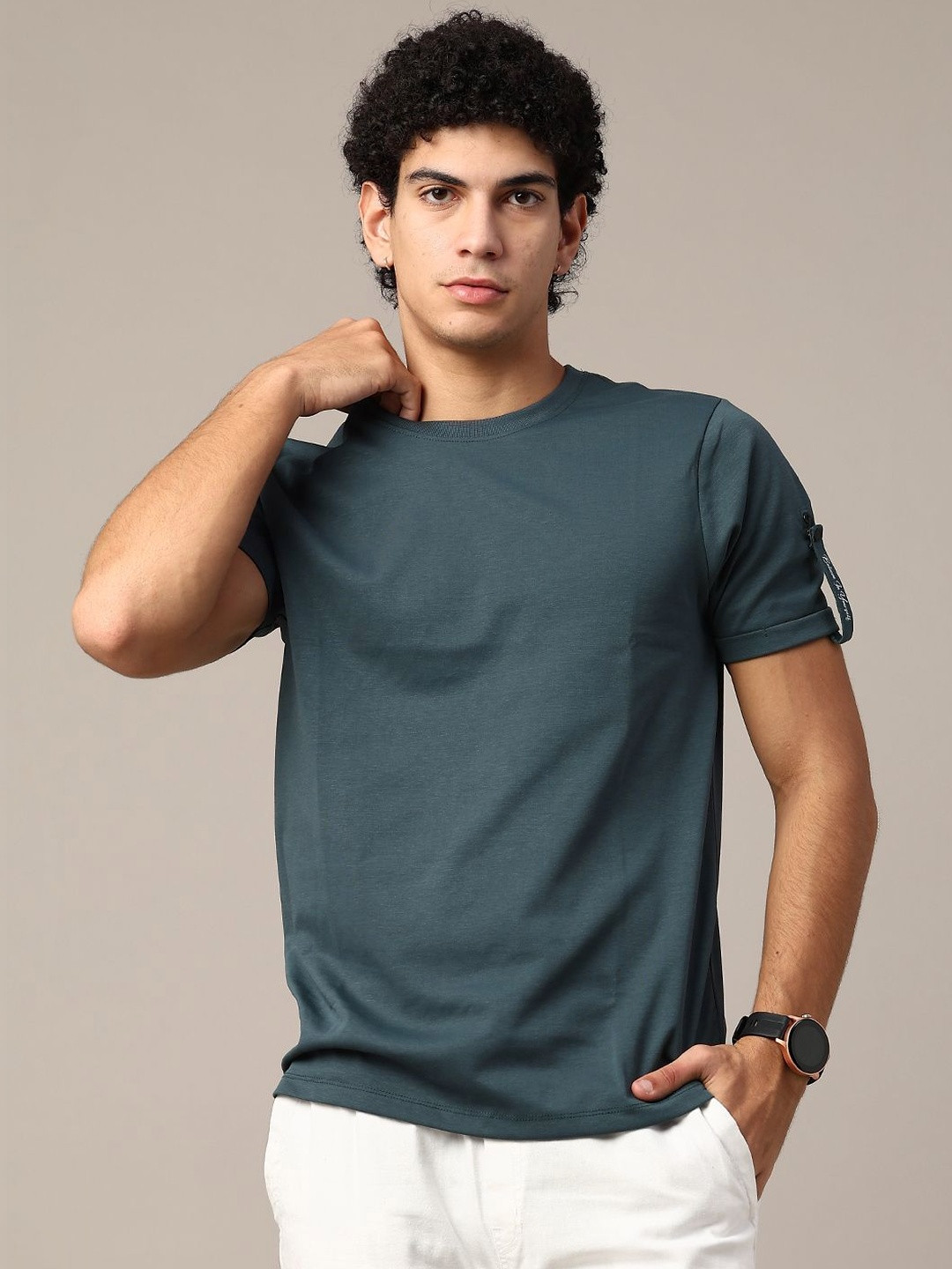 V-Mart Men T-shirt