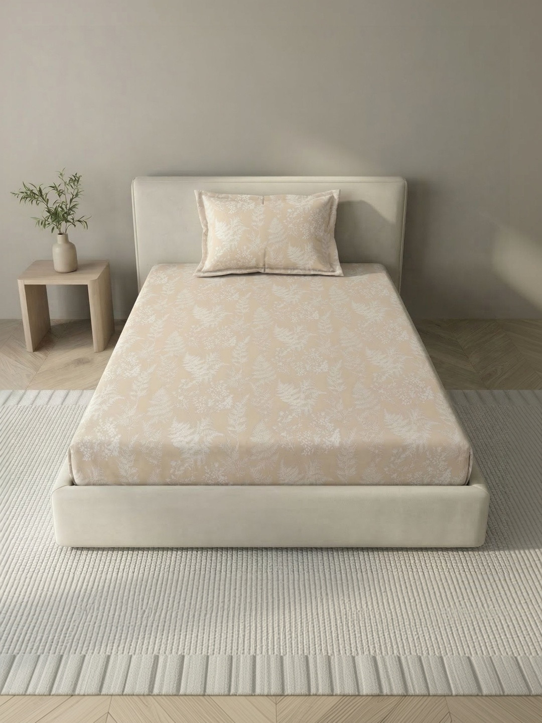 MAFATLAL Beige 186 TC Single Bedsheet with 1 Pillow Covers