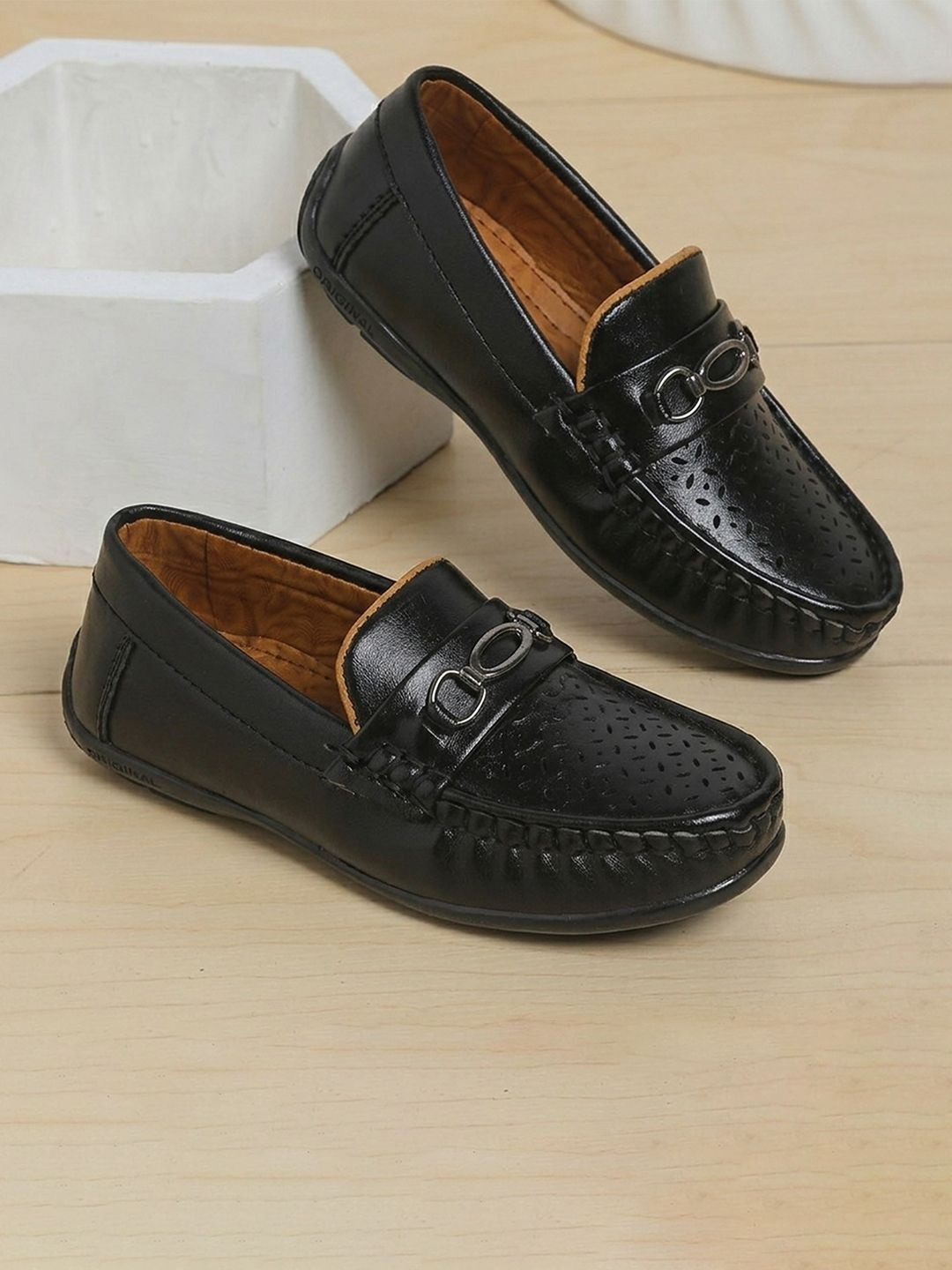 SHOESFORJUNIORS Boys Loafers
