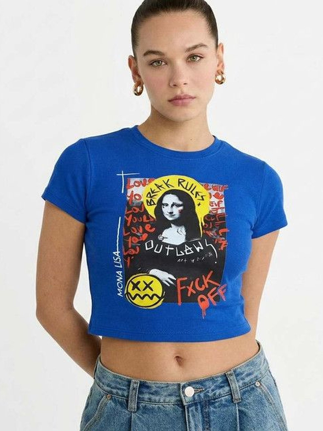 Surfbae Women Blue Graphic Printed Round Neck Short Sleeves Cotton Crop Tshirts