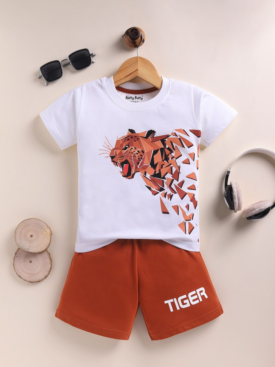 NUTTY BUTTY Boys Round Neck Regular Sleeves T-shirt with Shorts