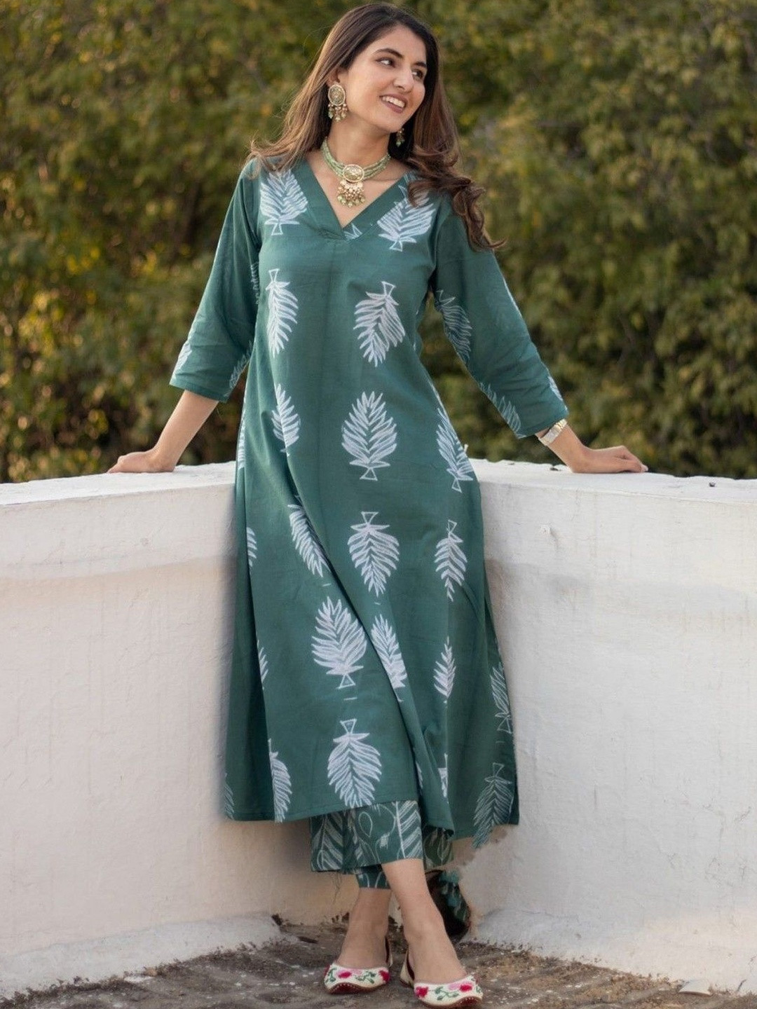 MYRIE Printed Palazzos