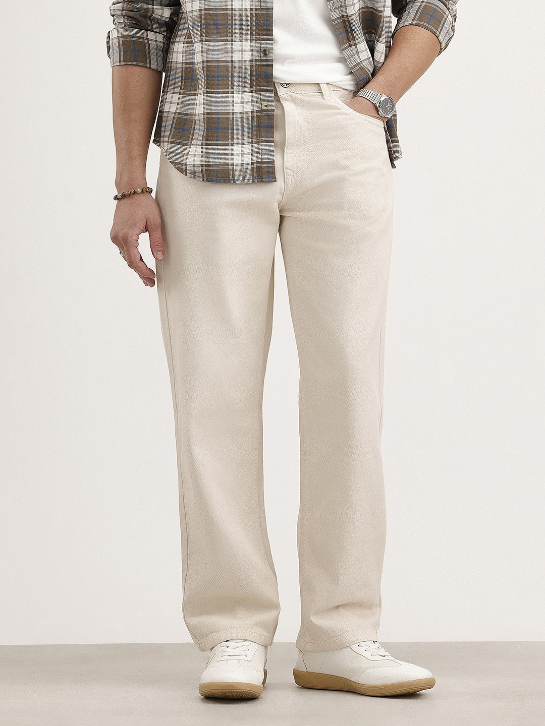 WROGN Men Loose Fit Pure Cotton Jeans
