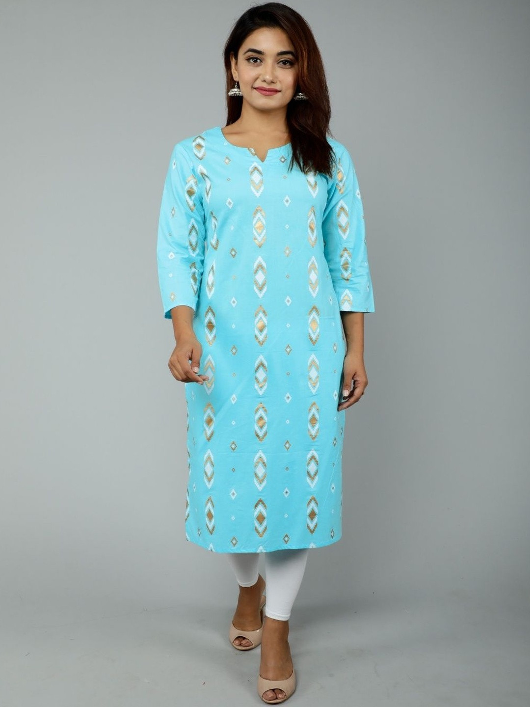 Mahruchi Textile Women Floral Printed Gotta Patti Kurta