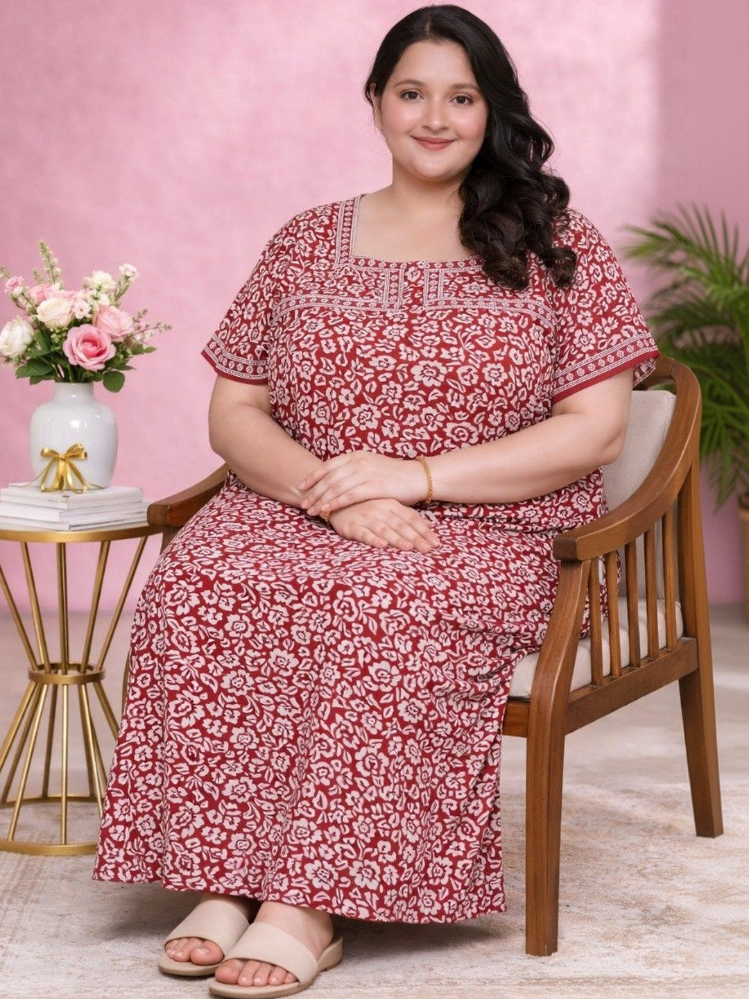 JAIPZZ APPARELS Printed Maxi Nightdress