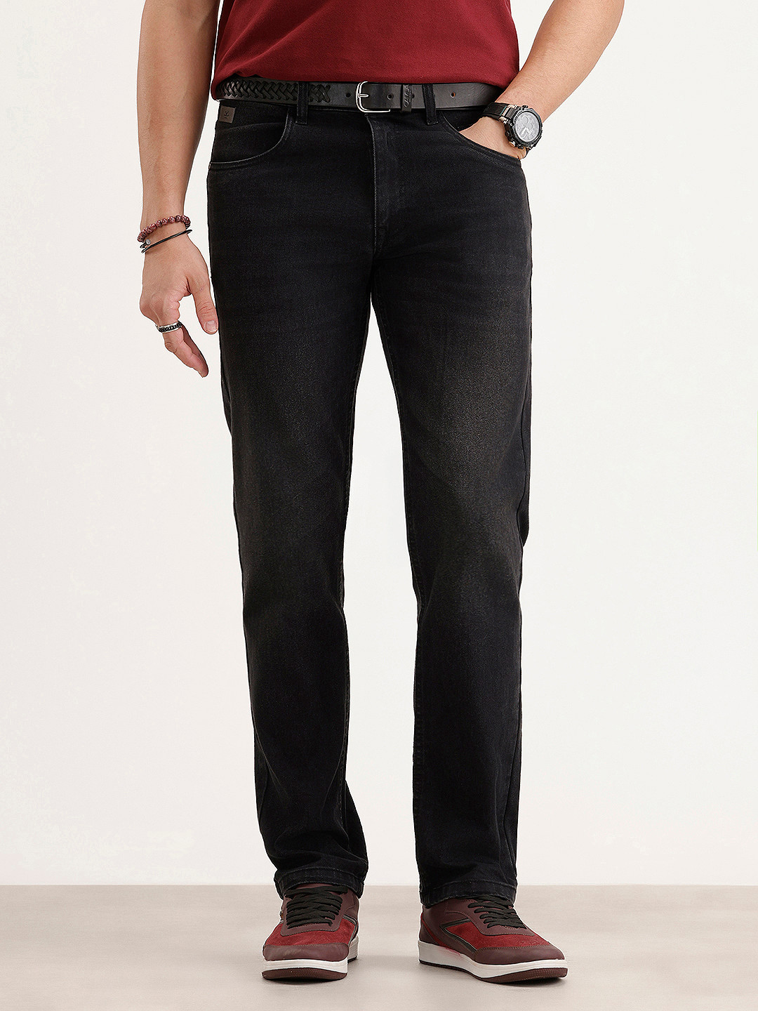 WROGN Men Light Fade Regular Fit Stretchable Mid-Rise Jeans