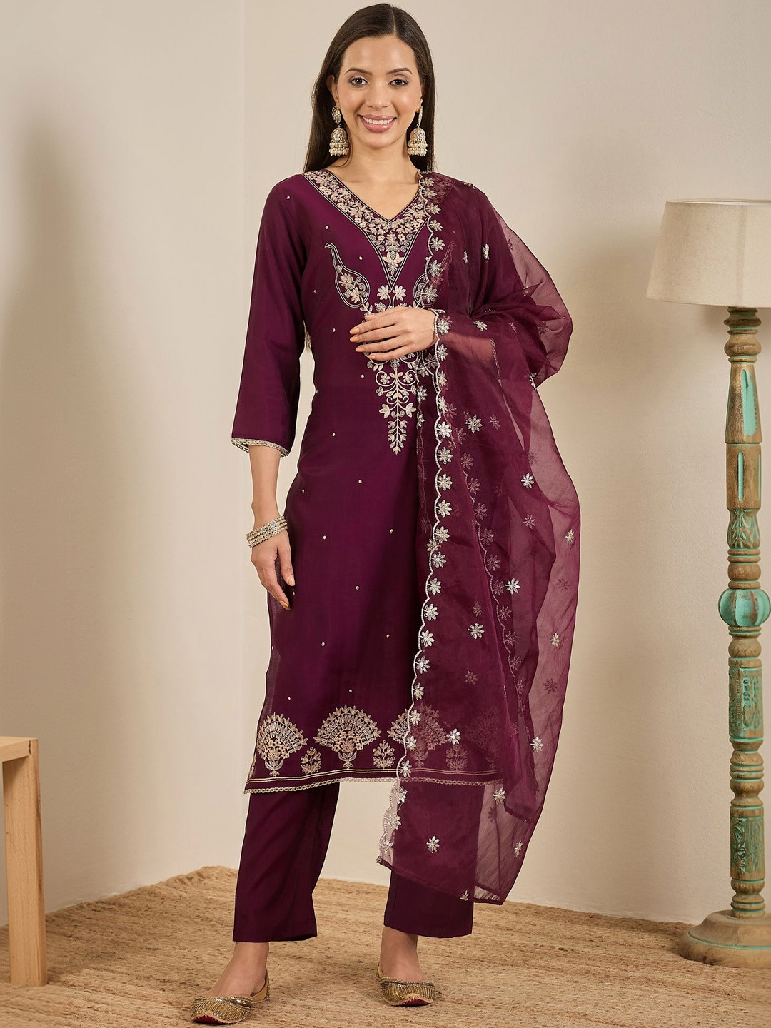 KETAKI FASHION Women Ethnic Motifs Embroidered Thread Work Kurta With Trousers & Dupatta