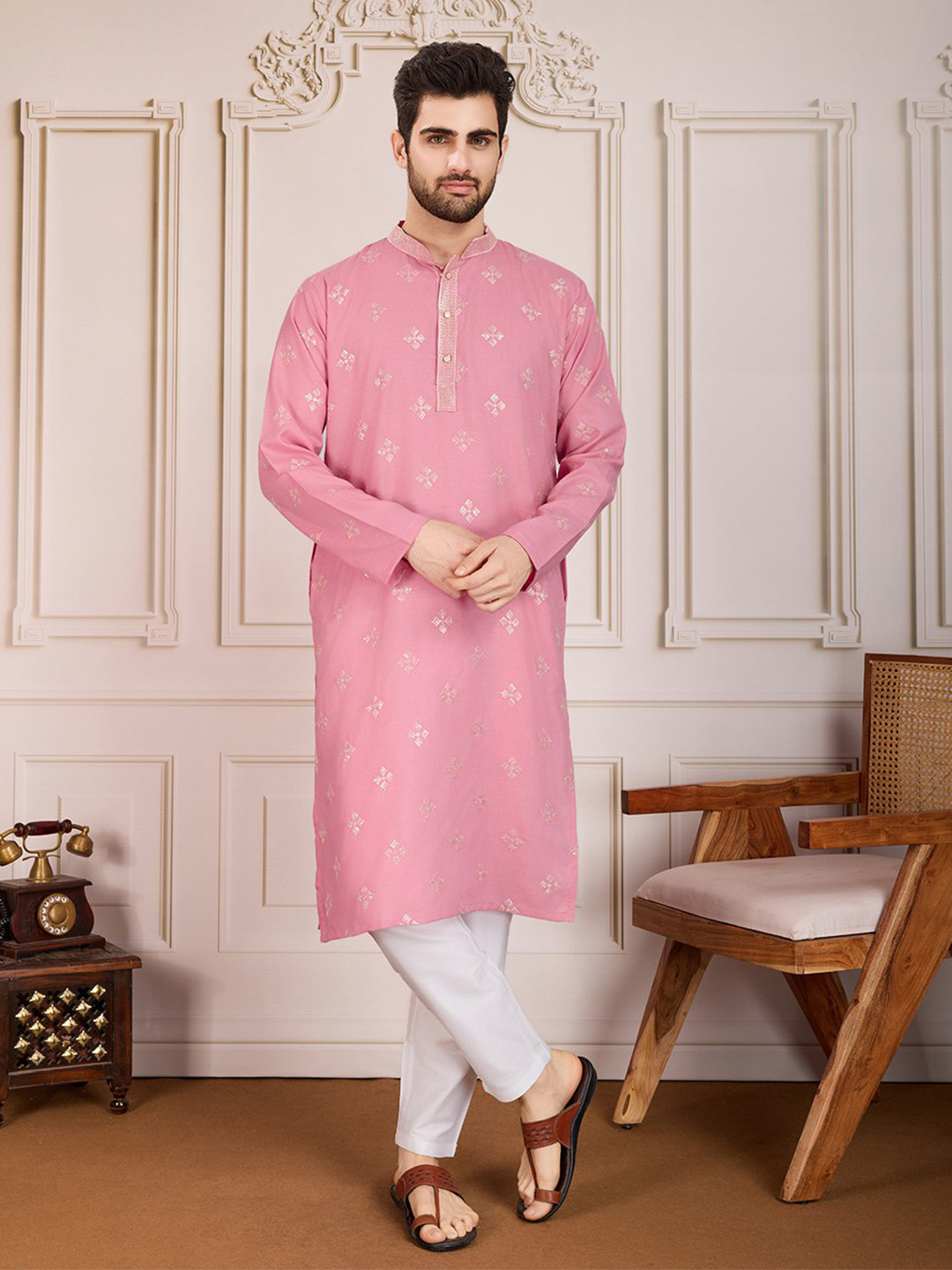 VenderVilla Men Ethnic Motifs Embroidered Regular Kurta with Pyjamas