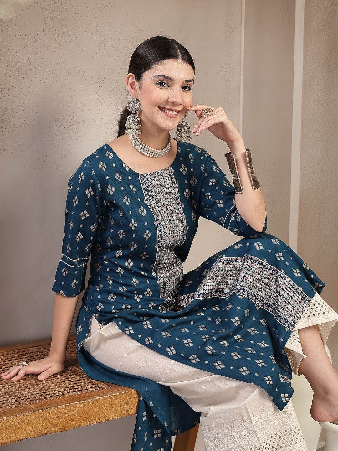 Stylum Women Embroidered Kurta