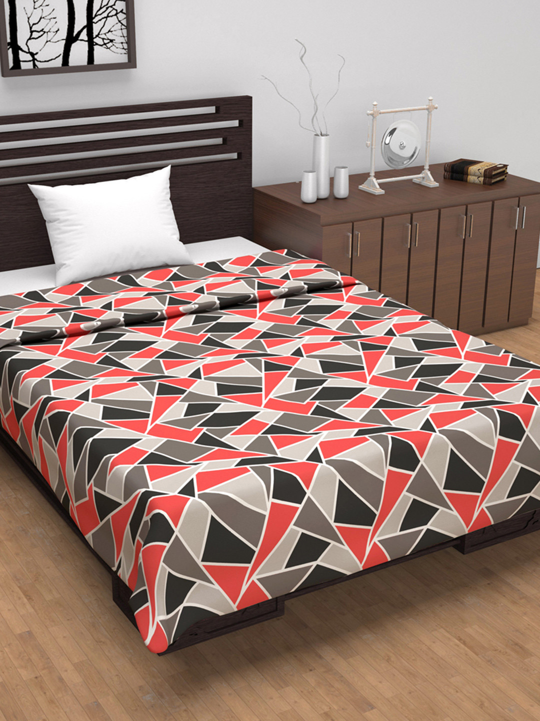 Divine Casa Red Grey Geometric Cotton AC Room 120 GSM Reversible Single Bed Dohar Blanket