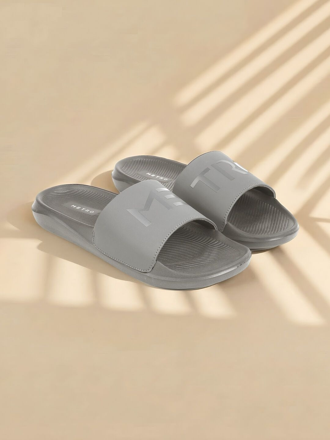 Metro Men Sliders