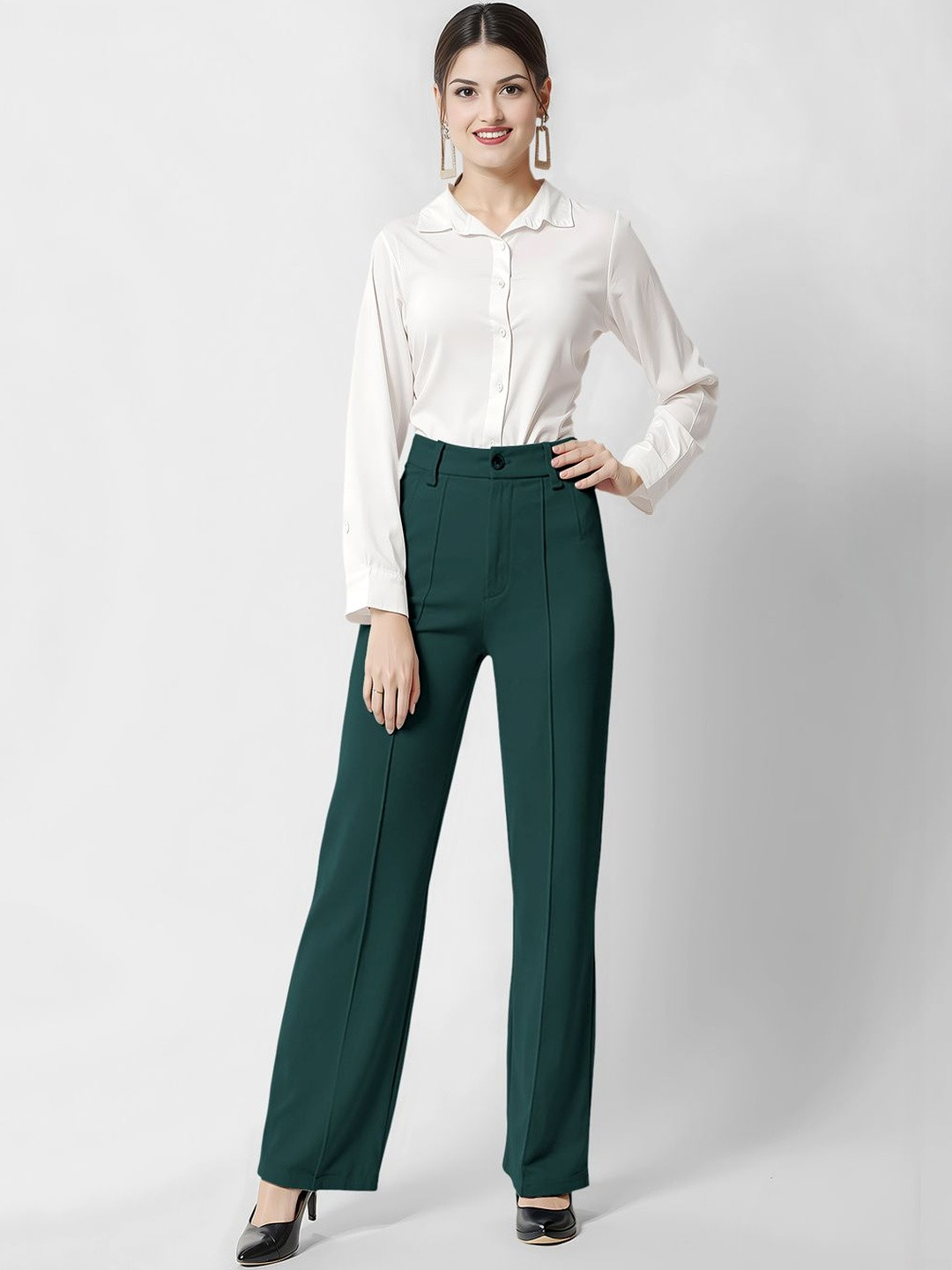 Navyankaa Women Straight Fit High-Rise Trousers