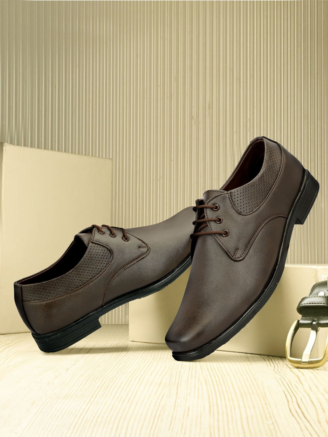 NARKI Men Textured Derbys Formal Shoes
