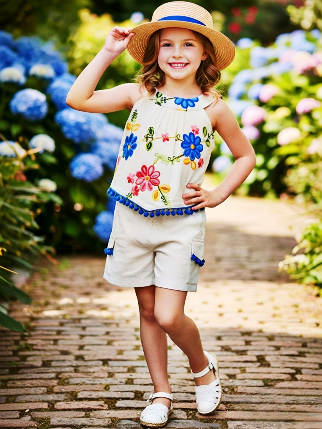 Lei-Chie Girls Top with Shorts