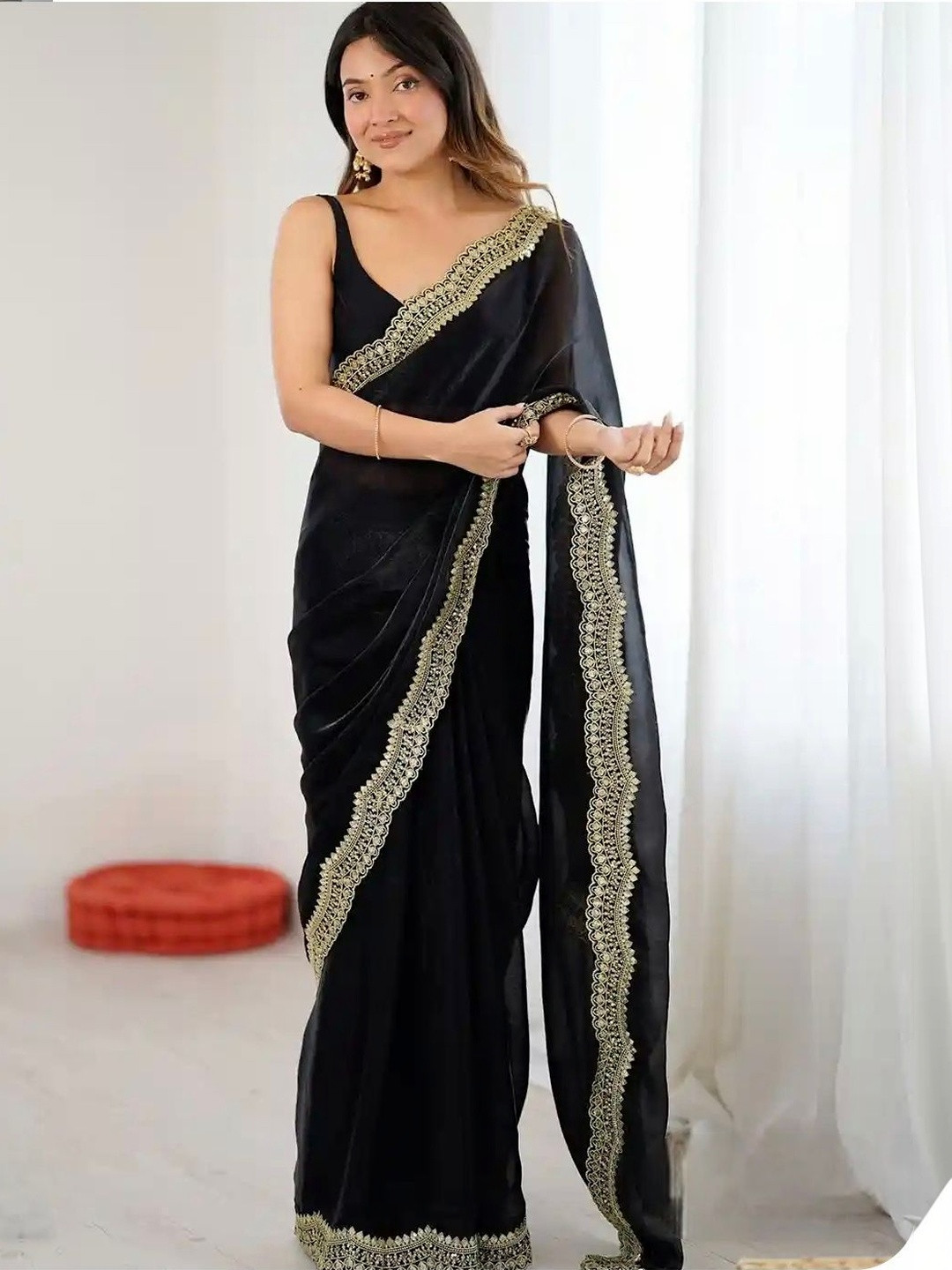 NAVANTIKA Elegant Oragnza Scallop Border Sarees