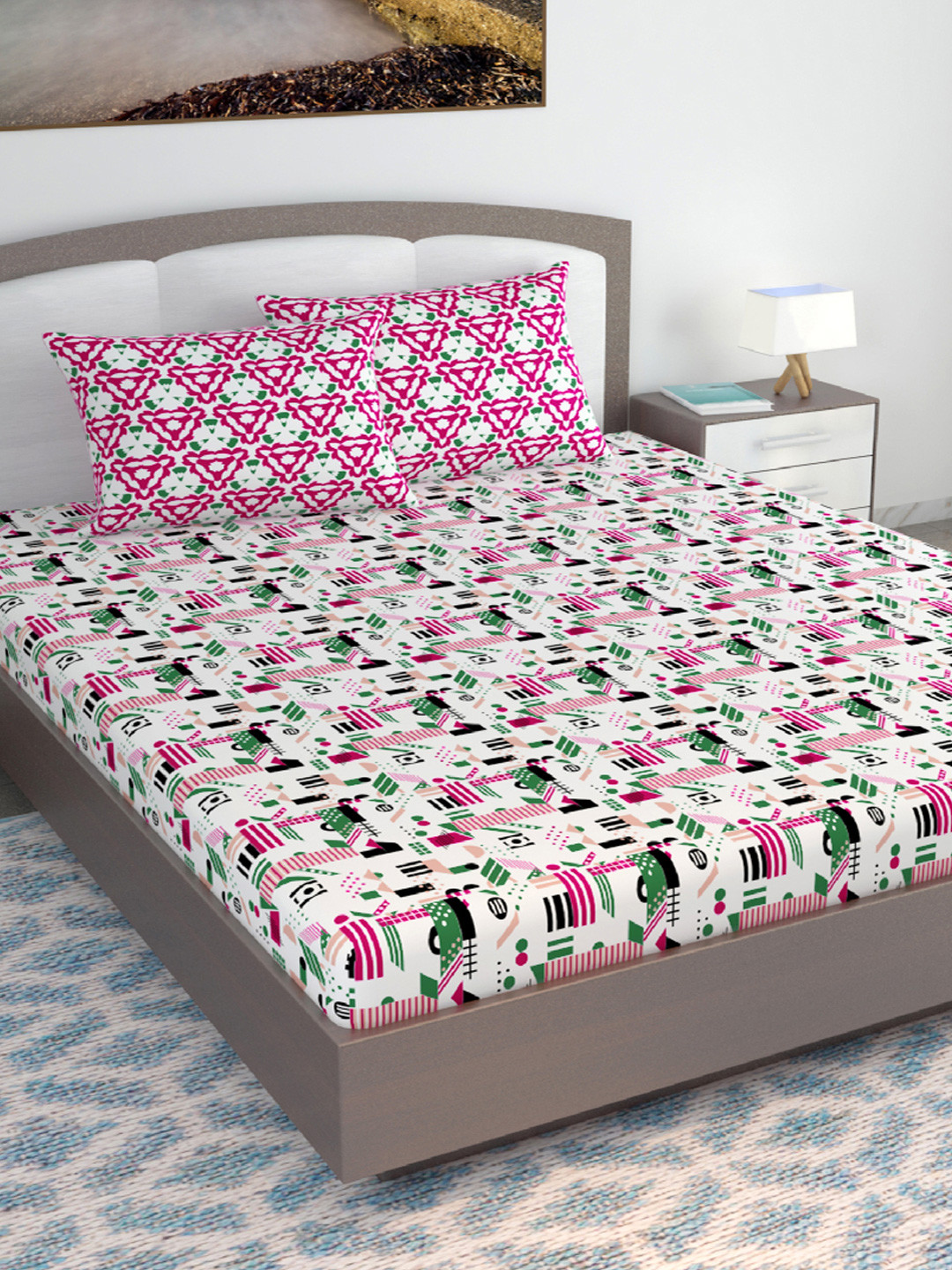 Divine Casa Pink & White Abstract Cotton 144 TC King Bedsheet with 2 Pillow Covers