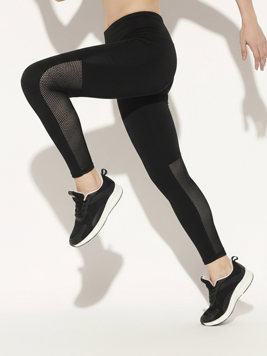 VOGAAN High-Rise Training or Gym Ankle Length Tights
