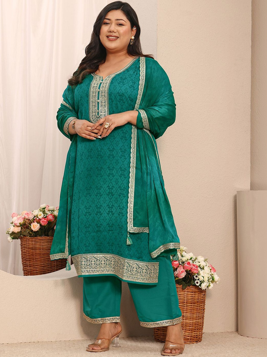 EXTRA LOVE BY LIBAS Plus Size Women Ethnic Motifs Printed Kurta with Trousers & Dupatta
