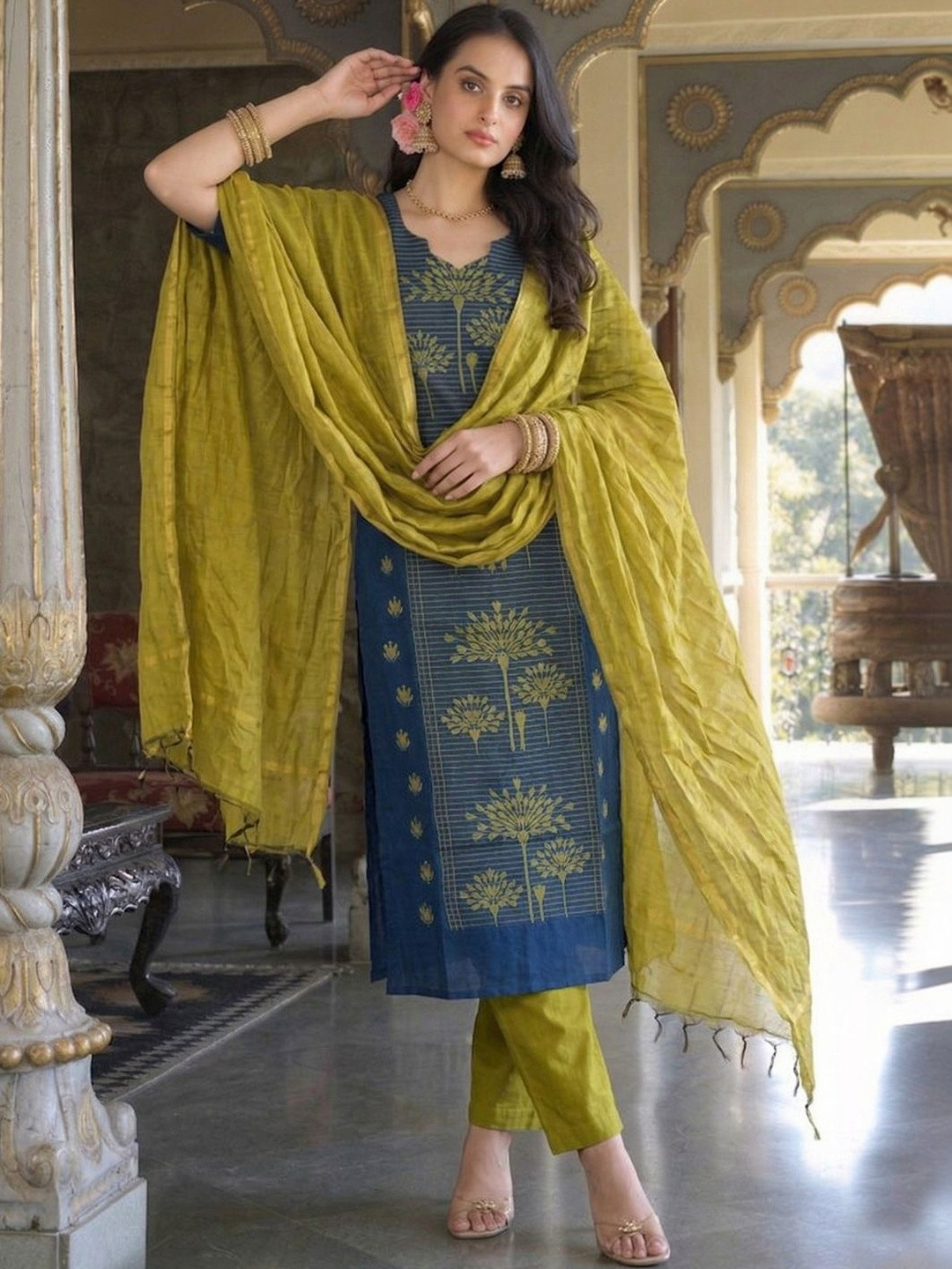 Anouk Rustic Women Printed Regular Kurta with Trousers & With Dupatta