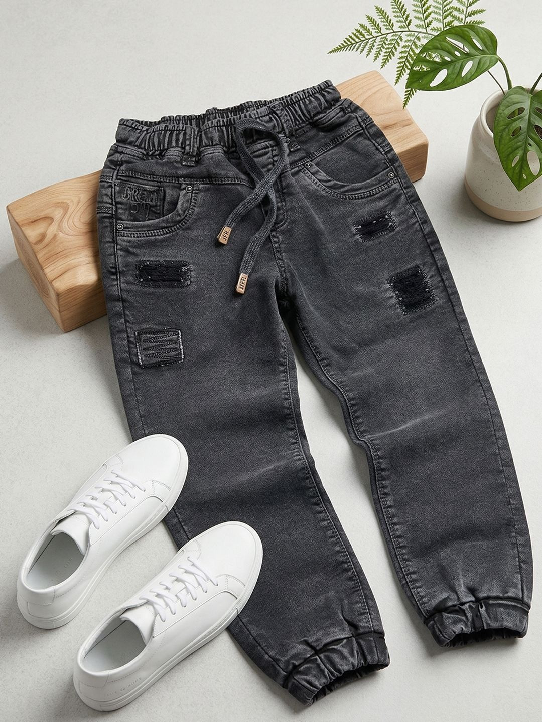 JFR Boys Jogger Mid-Rise Low Distress Cotton Jeans