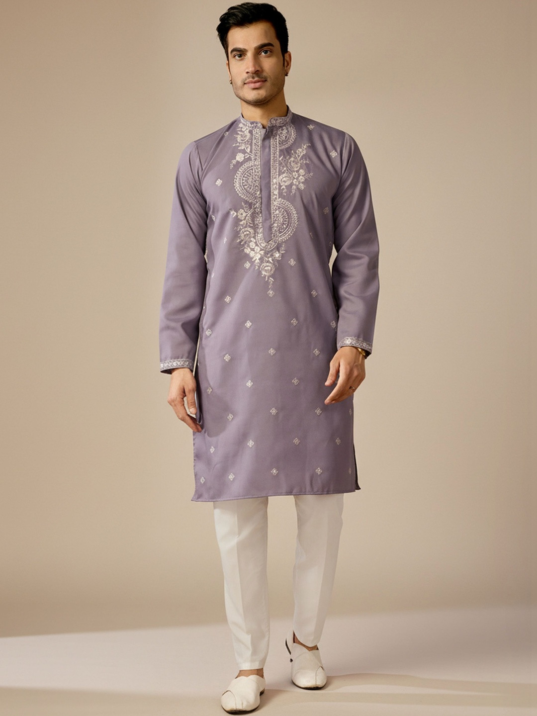 INDIROOP Men Ethnic Motifs Embroidered Mandarin Collar Straight Cotton Kurta